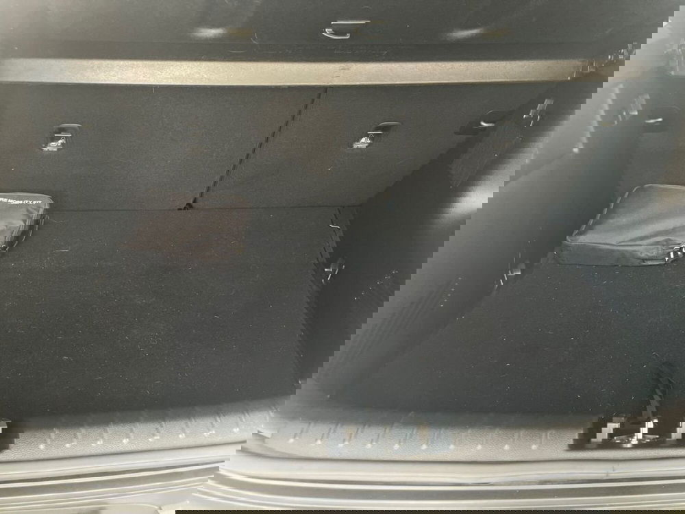 Kia Stonic usata a Milano (8)