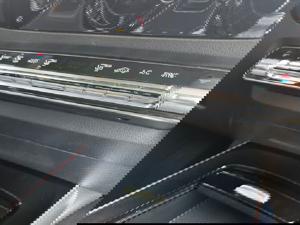 Mercedes-Benz GLA SUV usata a Bari (14)