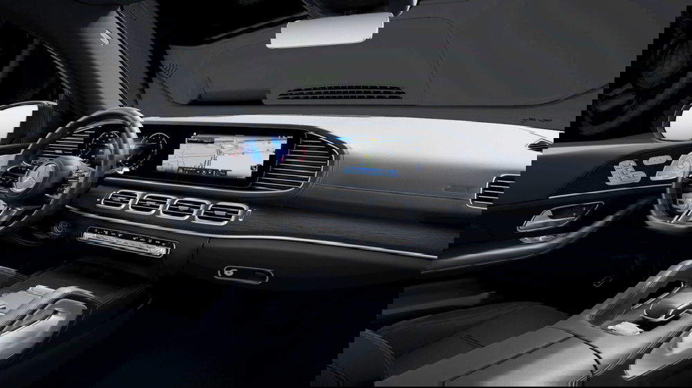 Mercedes-Benz GLC Coupé nuova a Milano (5)