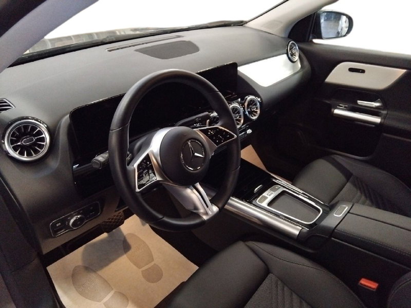 Mercedes-Benz GLA SUV usata a Pescara (10)