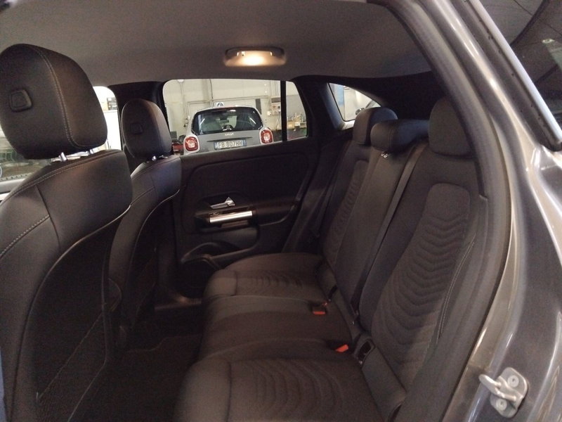 Mercedes-Benz GLA SUV usata a Pescara (15)