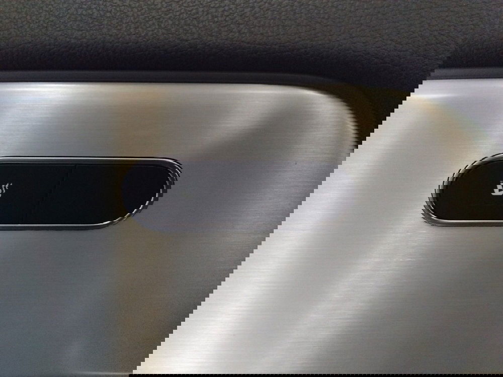 Mercedes-Benz GLA SUV usata a Pescara (9)