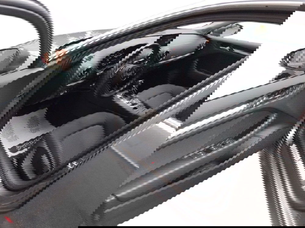 Audi A3 Sportback usata a Pescara (8)