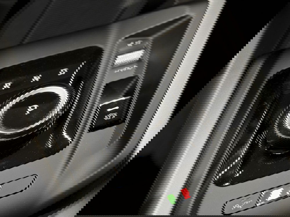 Alfa Romeo Tonale nuova a Prato (3)