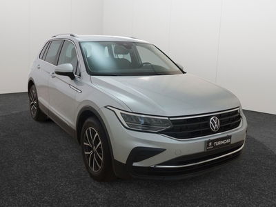 Volkswagen Tiguan 1.5 TSI ACT Life del 2022 usata a Torino
