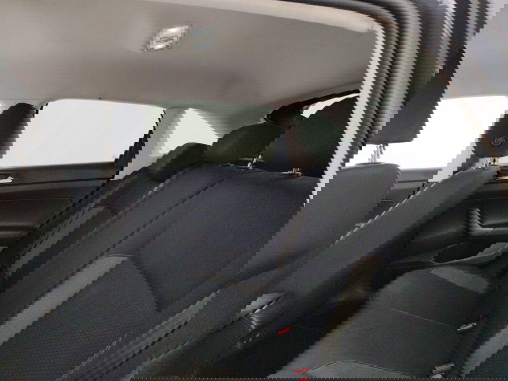 Volkswagen Taigo usata a Massa-Carrara (10)