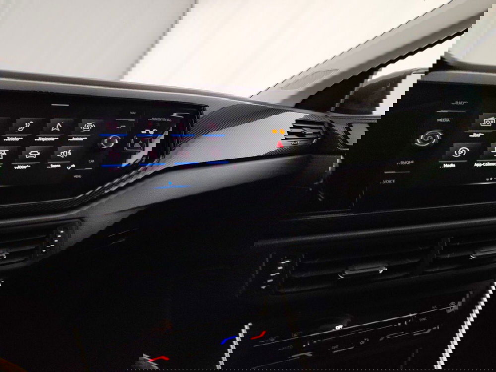 Volkswagen Taigo usata a Massa-Carrara (12)