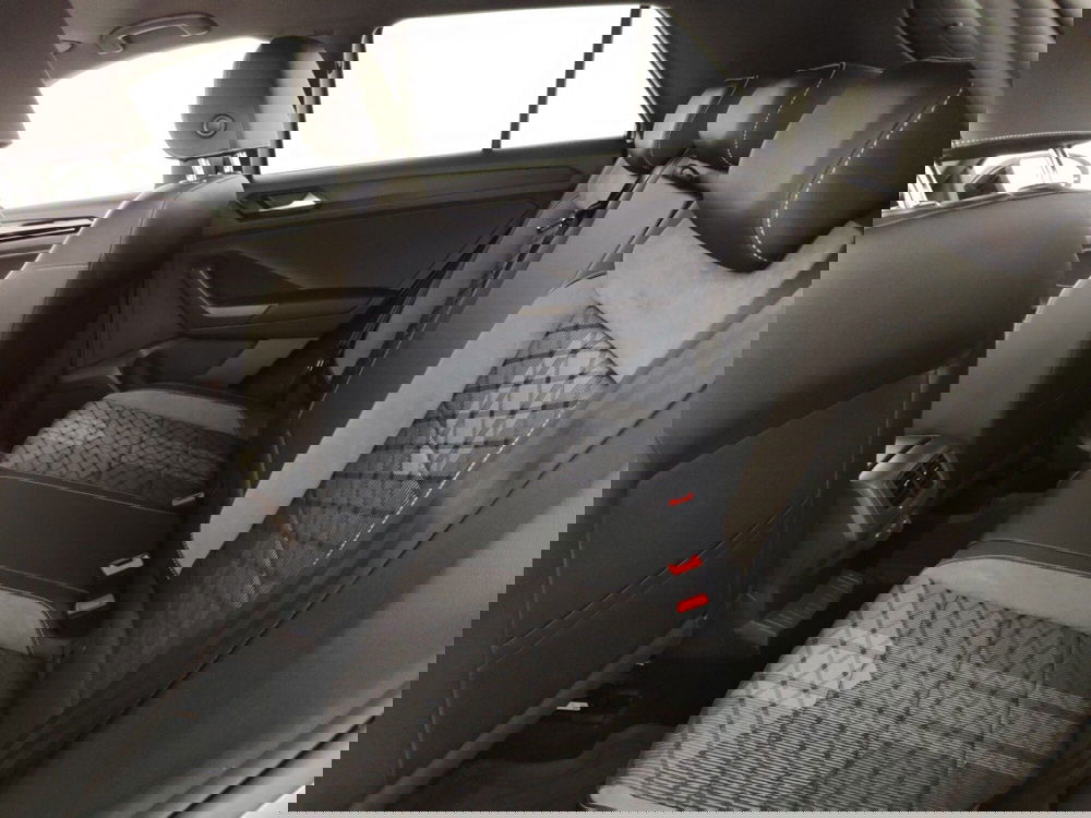 Volkswagen T-Roc usata a Massa-Carrara (10)