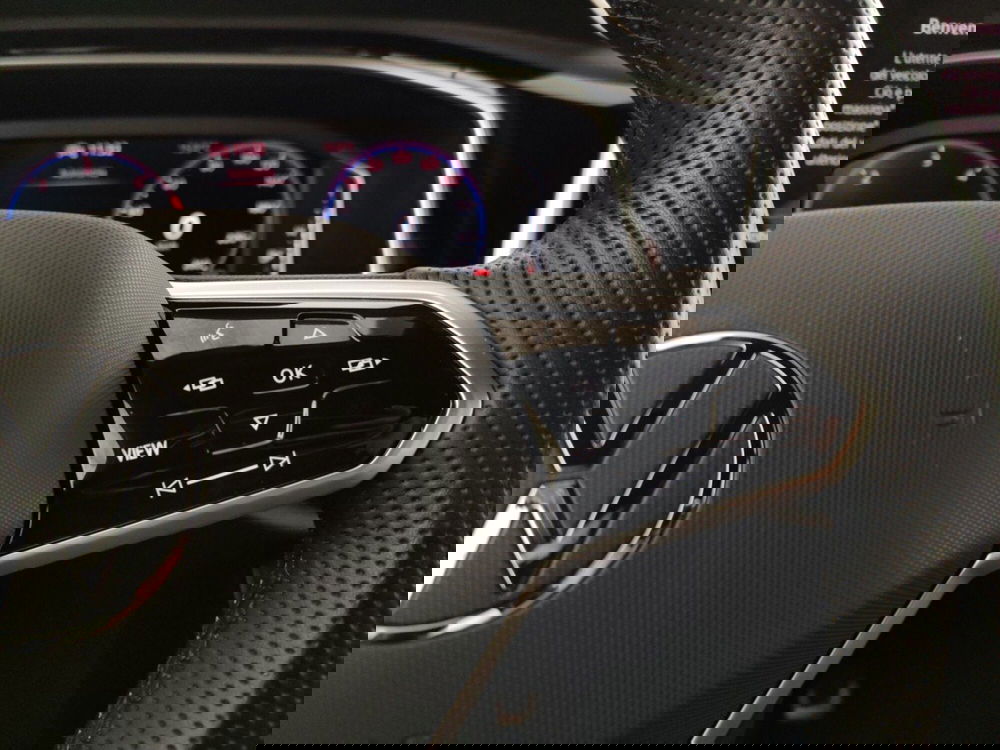 Volkswagen T-Roc usata a Massa-Carrara (12)