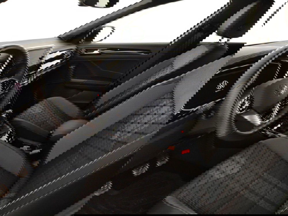 Volkswagen T-Roc usata a Massa-Carrara (7)