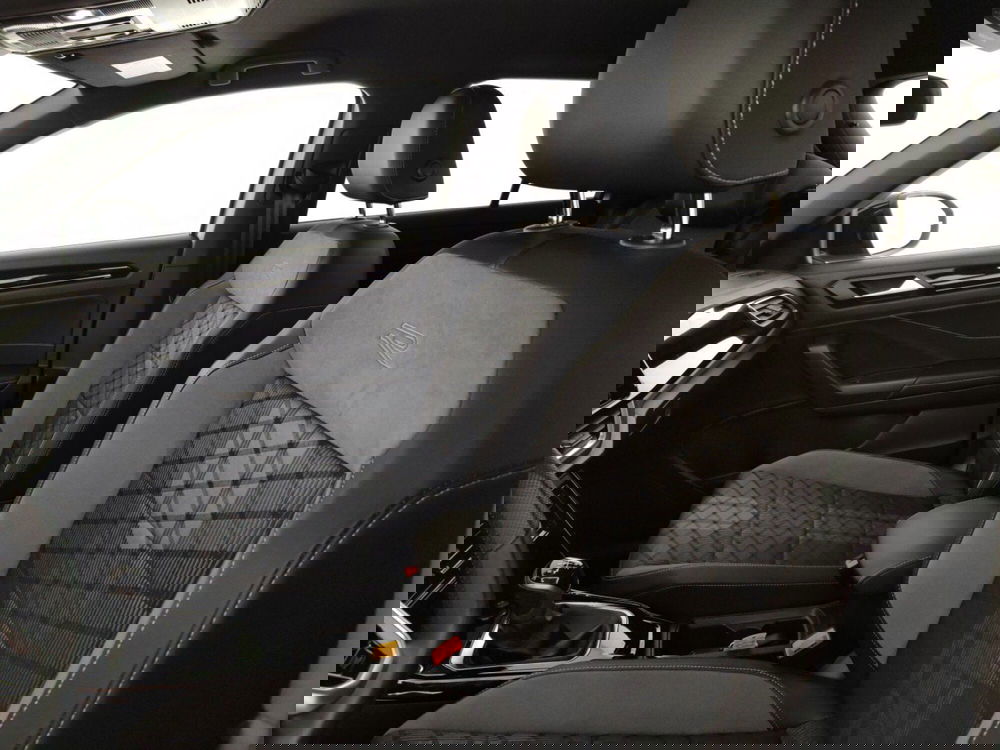 Volkswagen T-Roc usata a Massa-Carrara (9)