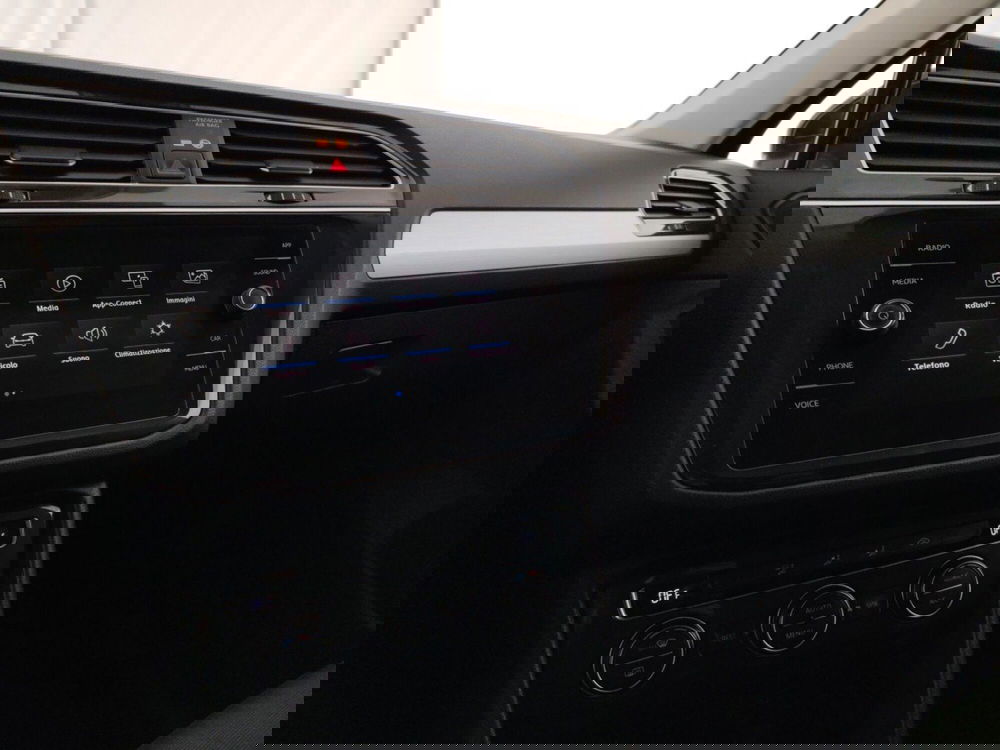 Volkswagen Tiguan usata a Massa-Carrara (12)