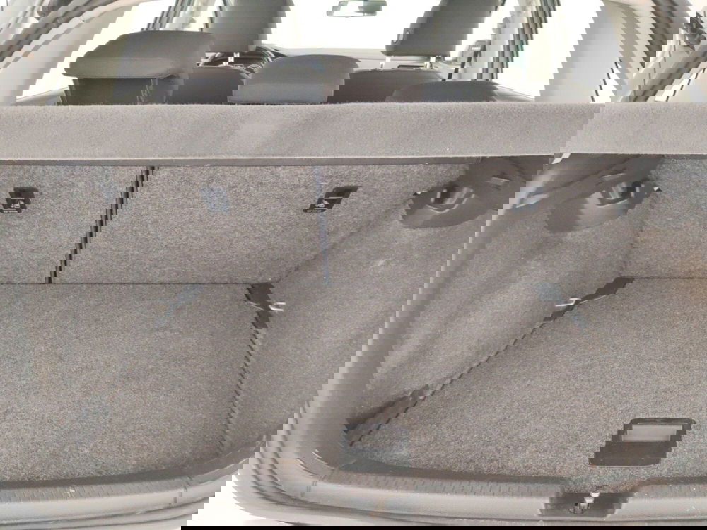 Volkswagen Polo usata a Massa-Carrara (16)