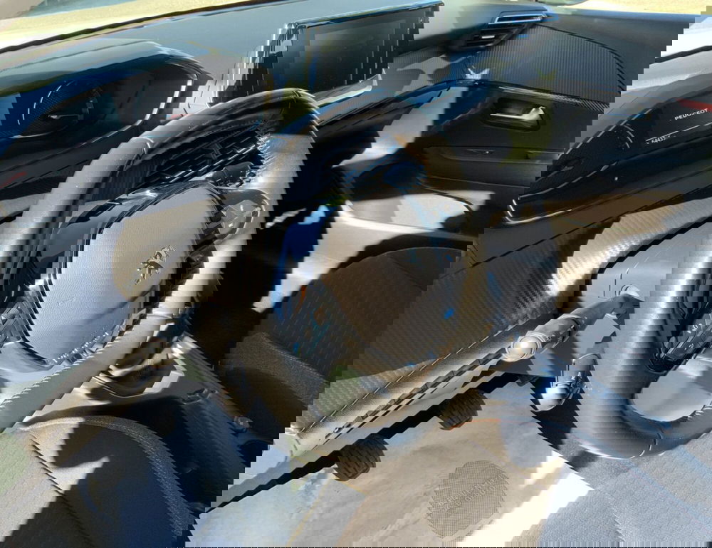 Peugeot 208 usata a Perugia (9)