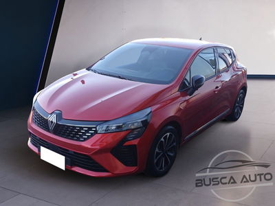 Renault Clio TCe 90 CV 5 porte Techno del 2025 usata a Ceccano