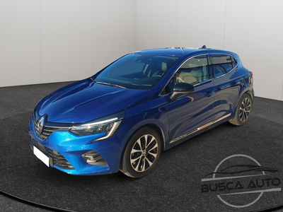 Renault Clio Full Hybrid E-Tech 140 CV 5 porte Intens del 2022 usata a Ceccano