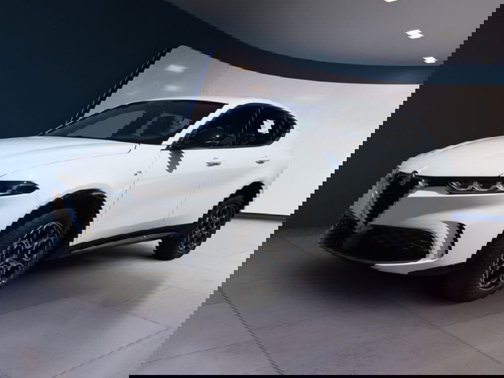 Alfa Romeo Tonale nuova a Salerno