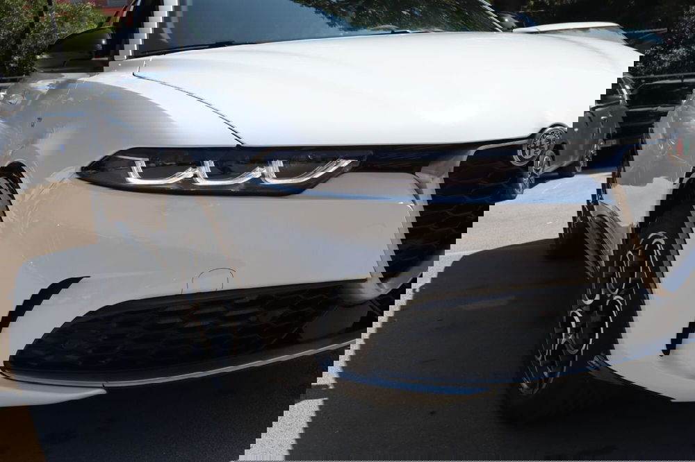 Alfa Romeo Tonale nuova a Salerno (11)