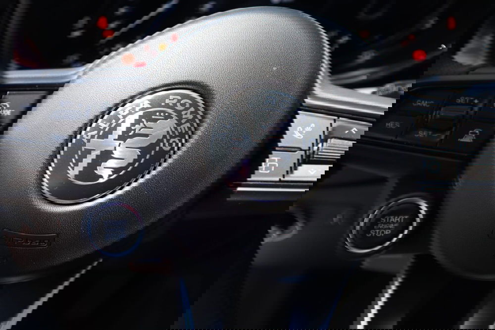 Alfa Romeo Tonale nuova a Salerno (17)