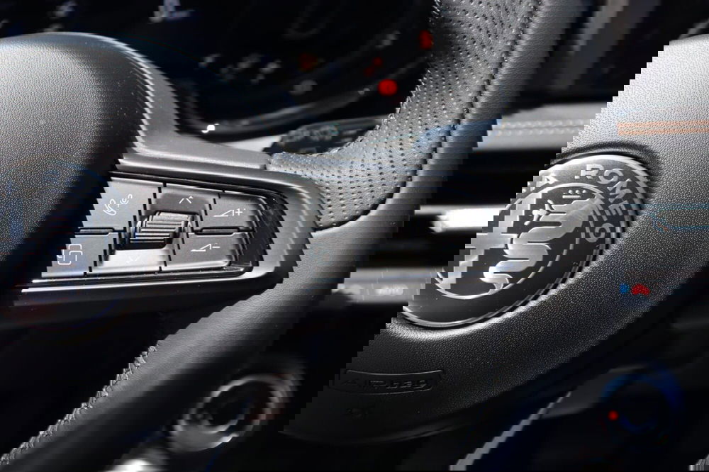 Alfa Romeo Tonale nuova a Salerno (18)