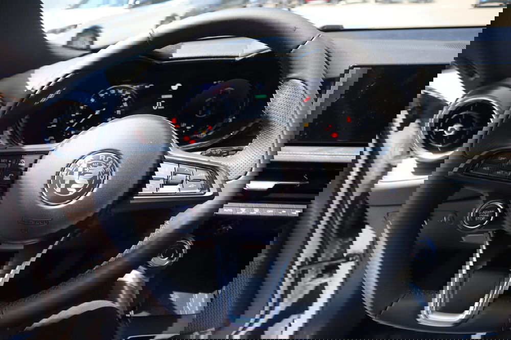 Alfa Romeo Tonale nuova a Salerno (19)