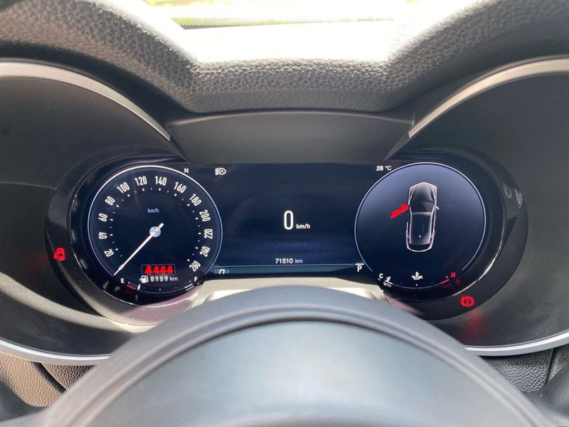 Alfa Romeo Stelvio usata a Firenze (13)