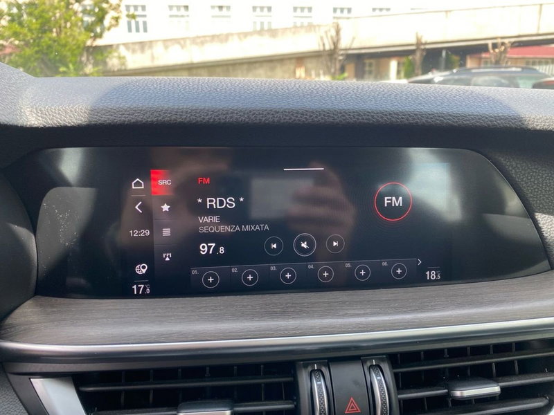 Alfa Romeo Stelvio usata a Firenze (16)