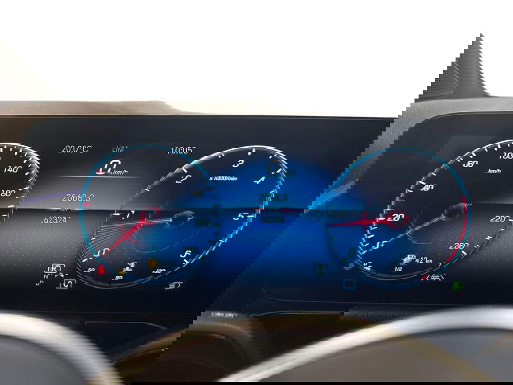 Mercedes-Benz GLA SUV usata a Prato (13)