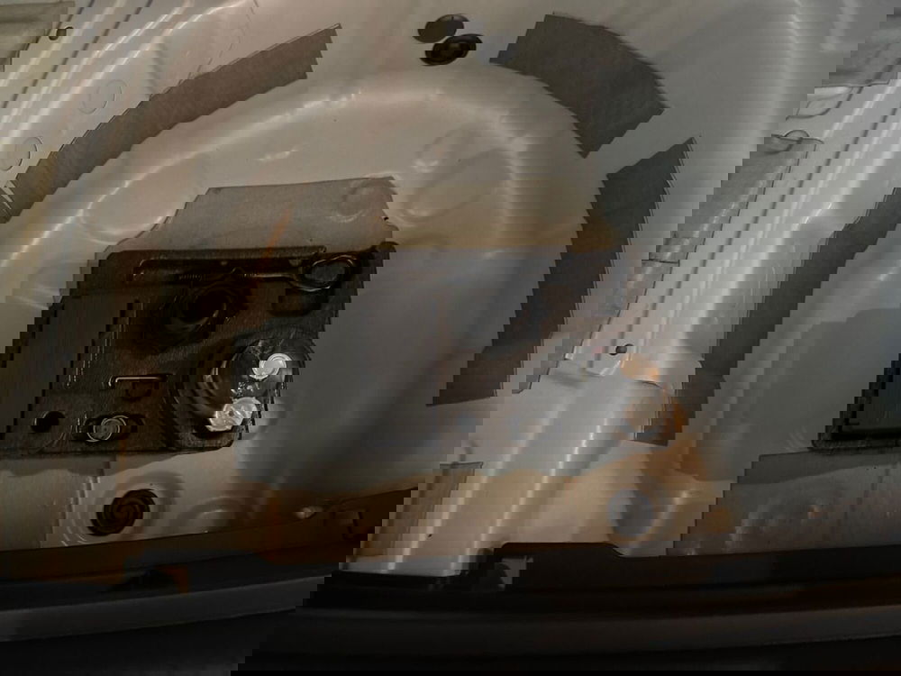 Volkswagen Polo nuova a Prato (16)