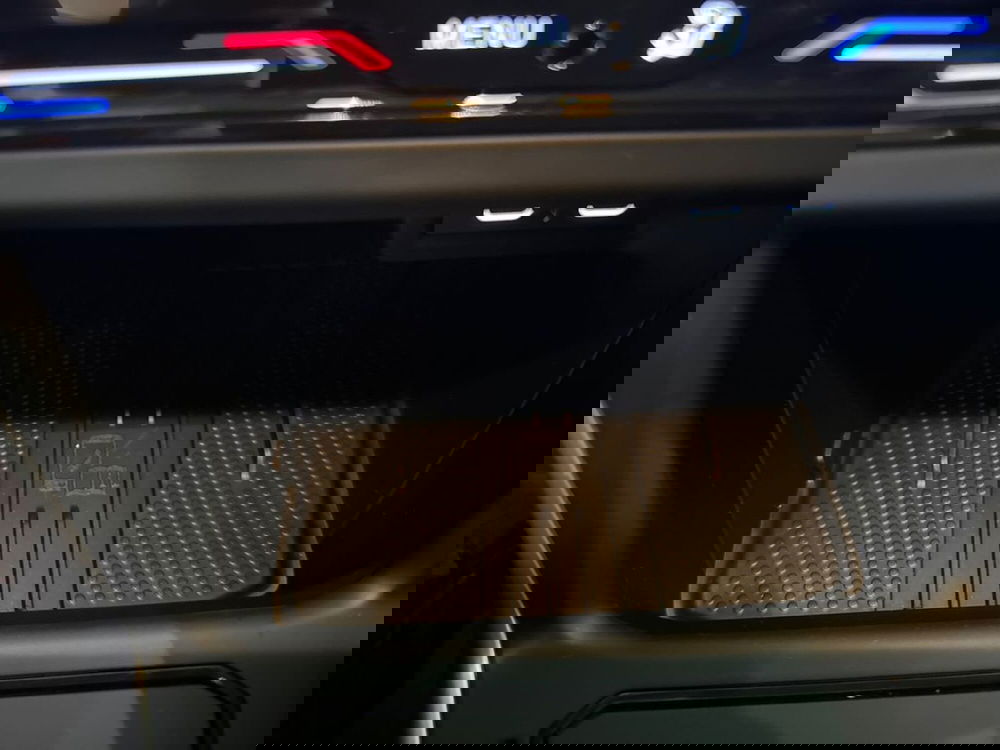 Volkswagen Polo nuova a Prato (18)