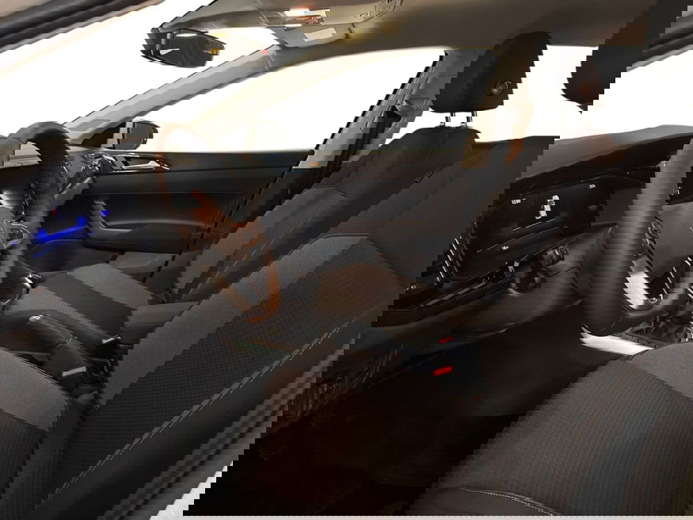 Volkswagen Polo nuova a Prato (9)