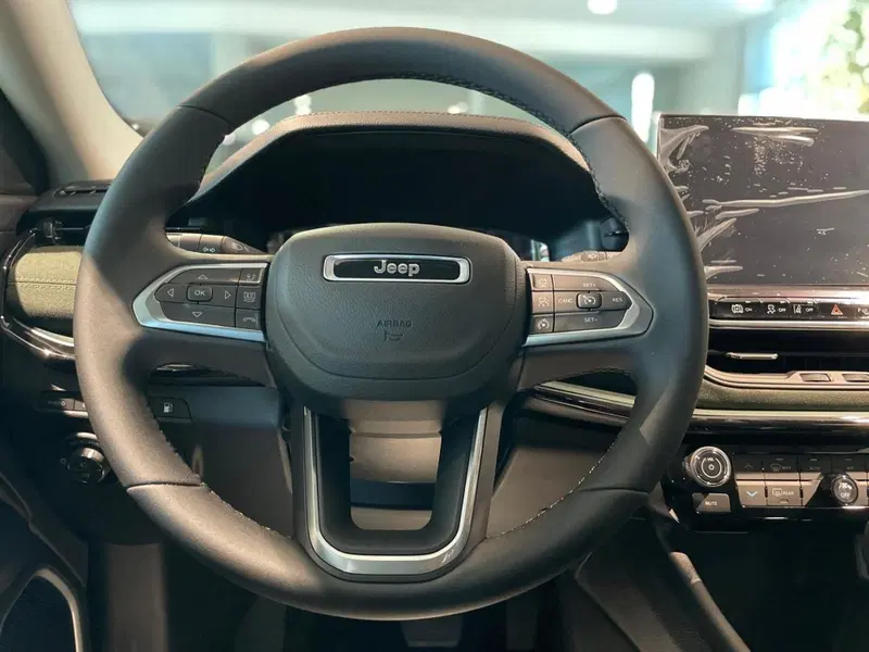 Jeep Compass nuova a Ancona (13)