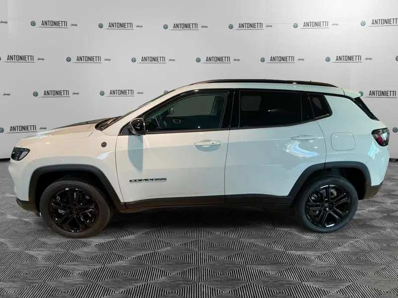 Jeep Compass nuova a Ancona (7)