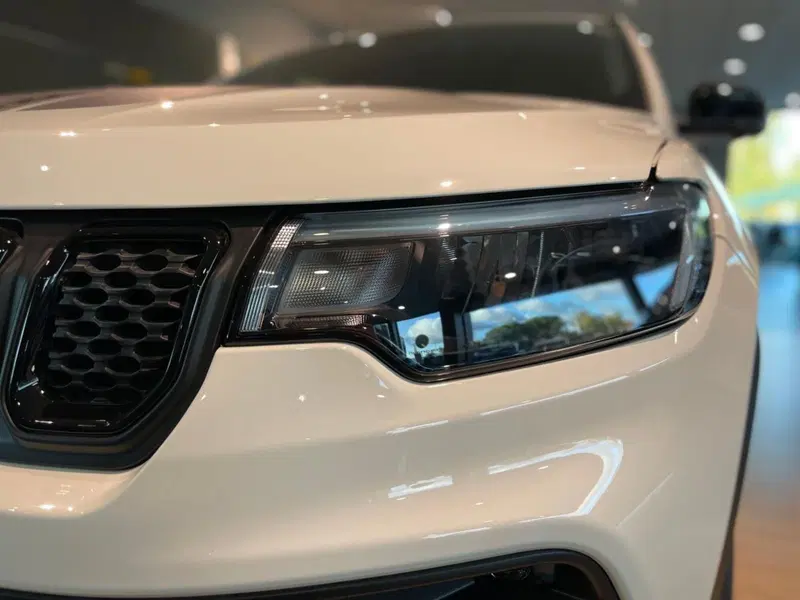 Jeep Compass nuova a Ancona (9)