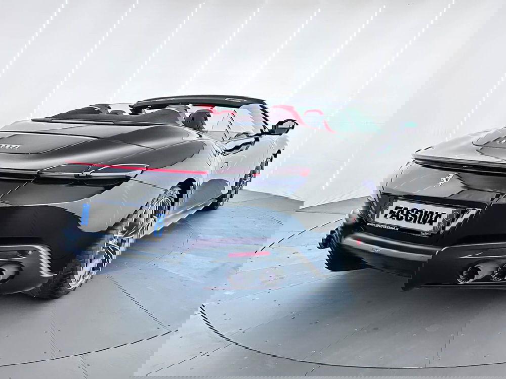 Ferrari Roma Spider usata a Milano (11)