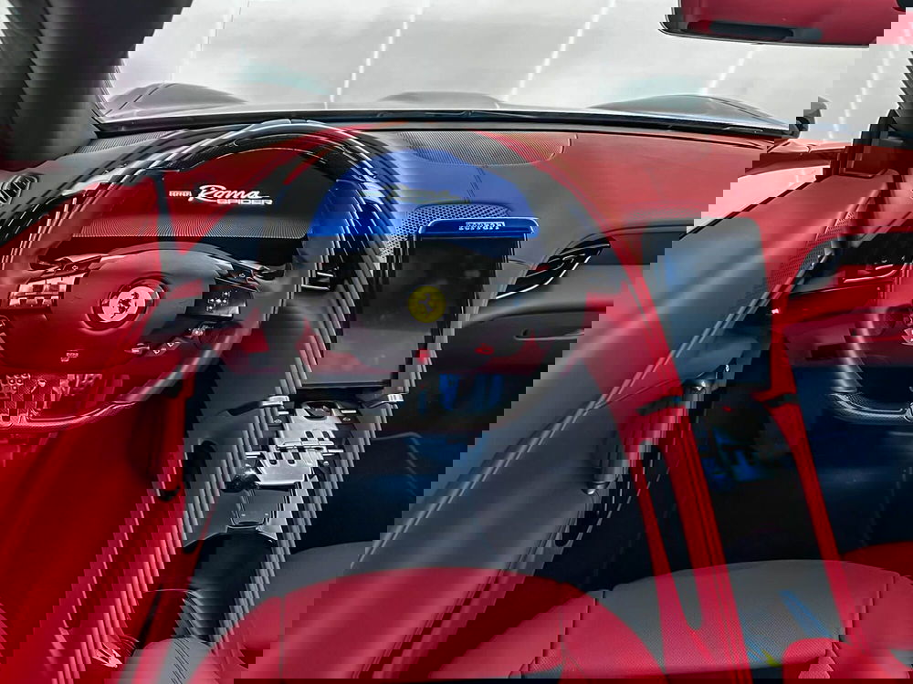 Ferrari Roma Spider usata a Milano (15)