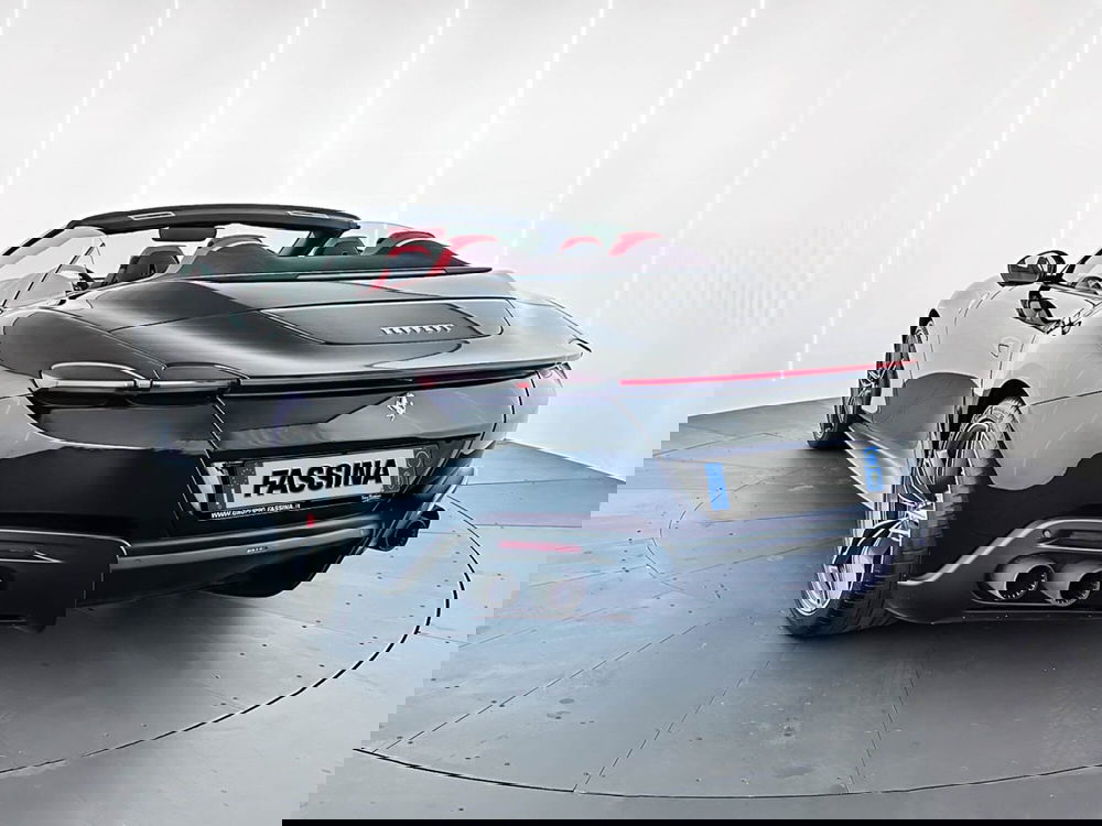 Ferrari Roma Spider usata a Milano (7)