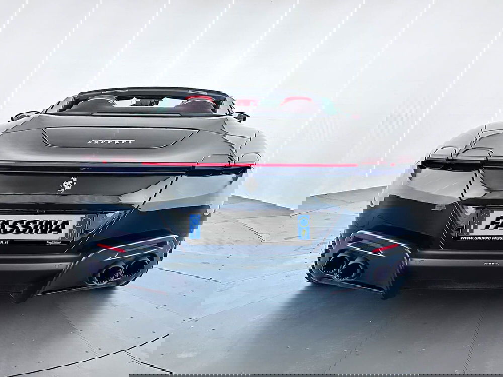 Ferrari Roma Spider usata a Milano (9)