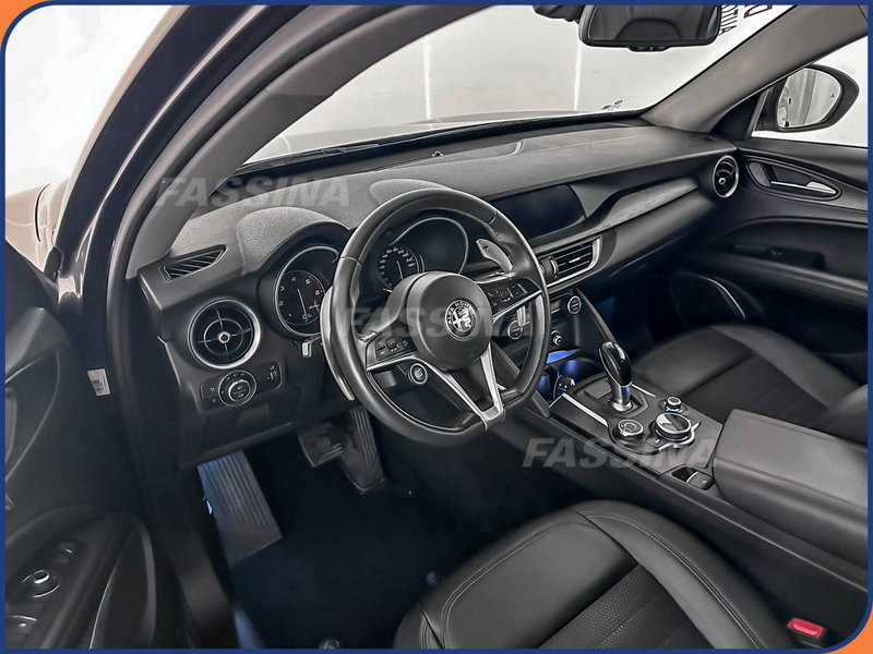 Alfa Romeo Stelvio usata a Milano (9)