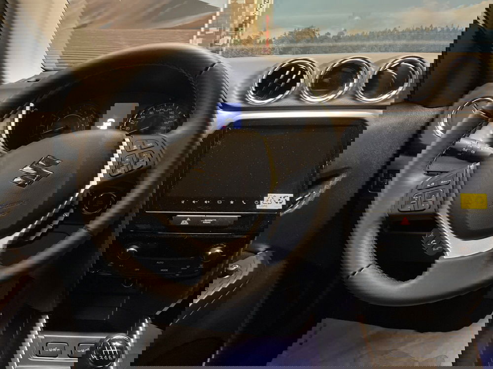 Suzuki Vitara nuova a Piacenza (13)