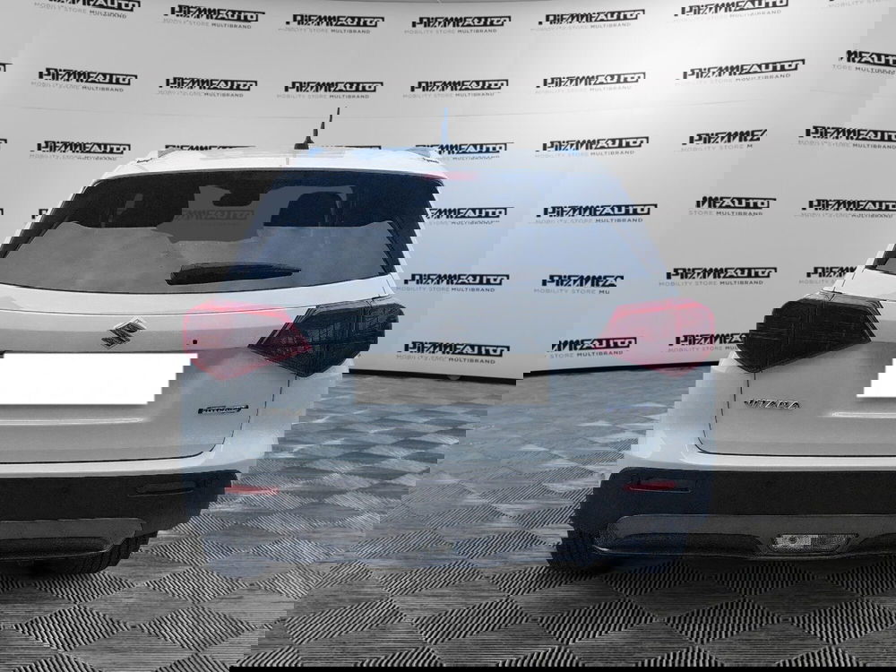 Suzuki Vitara nuova a Piacenza (4)