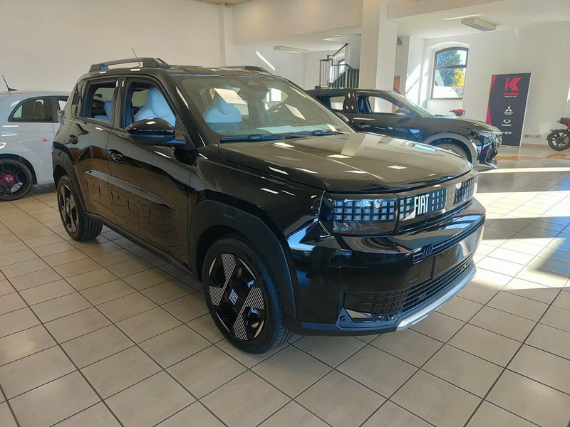 Fiat Grande Panda nuova a Torino (2)