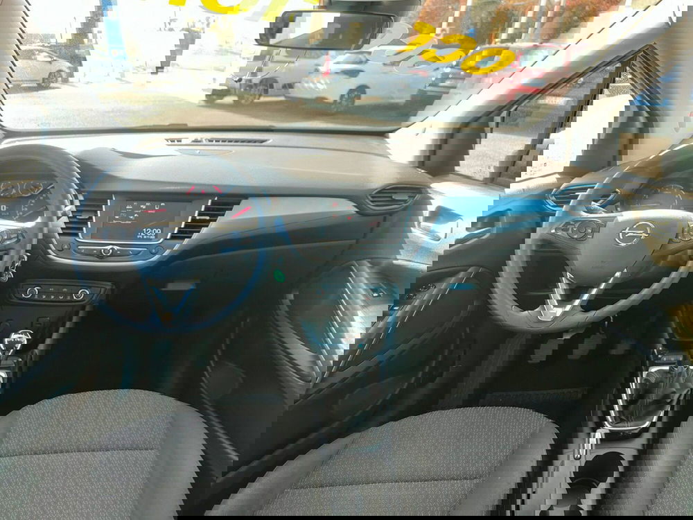 Opel Crossland X usata a Torino (11)