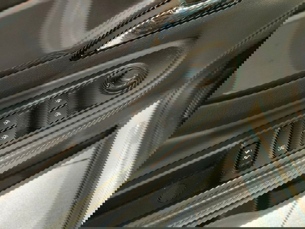 Opel Mokka usata a Torino (9)