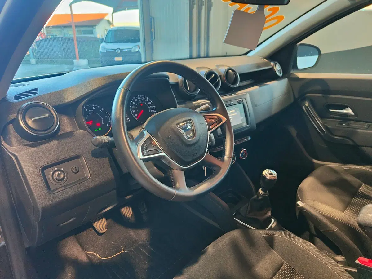 Dacia Duster usata a Torino (11)
