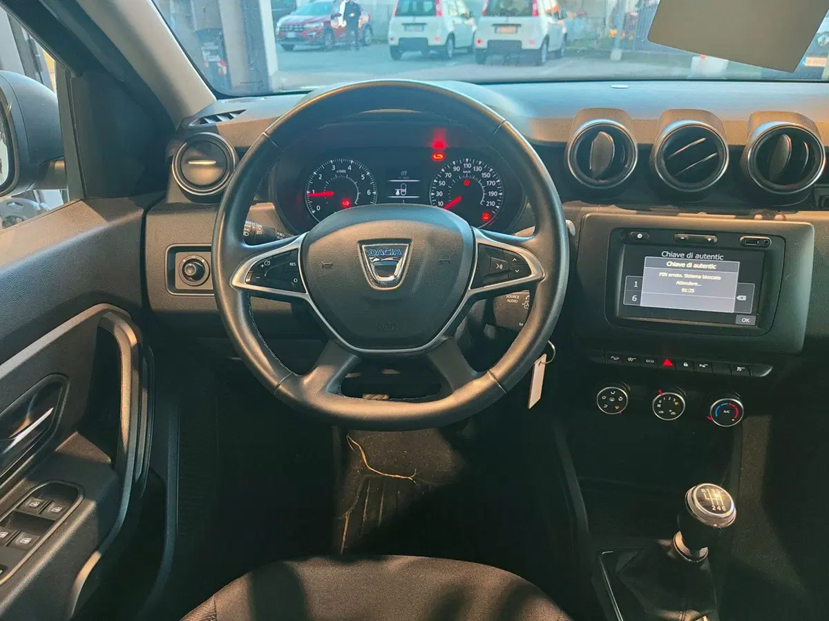 Dacia Duster usata a Torino (15)