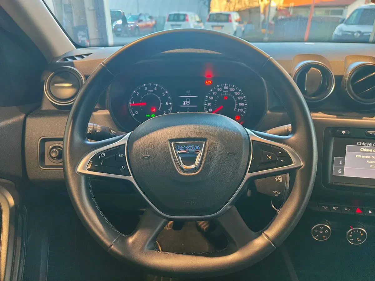 Dacia Duster usata a Torino (16)
