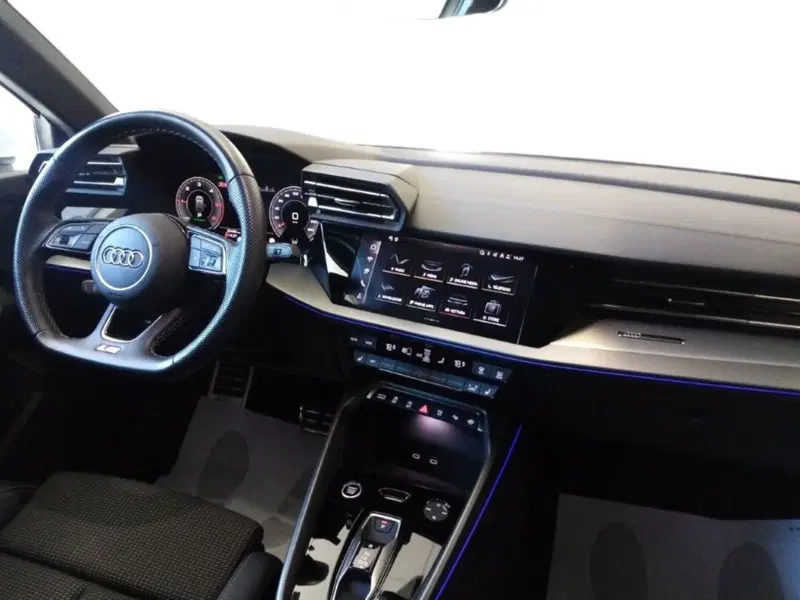 Audi A3 Sportback usata a Bari (4)