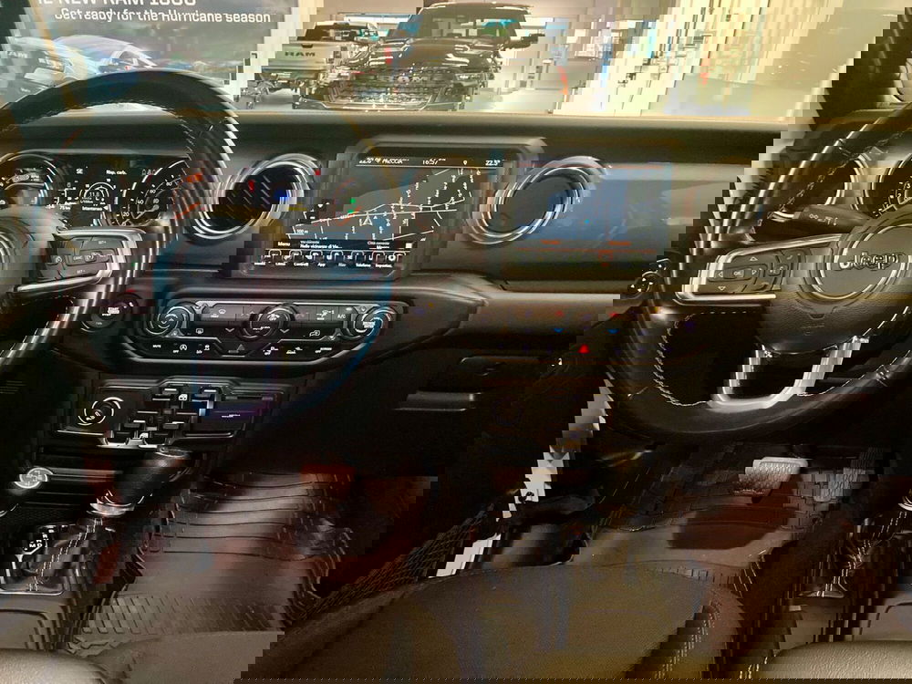 Jeep Gladiator usata a Monza e Brianza (13)