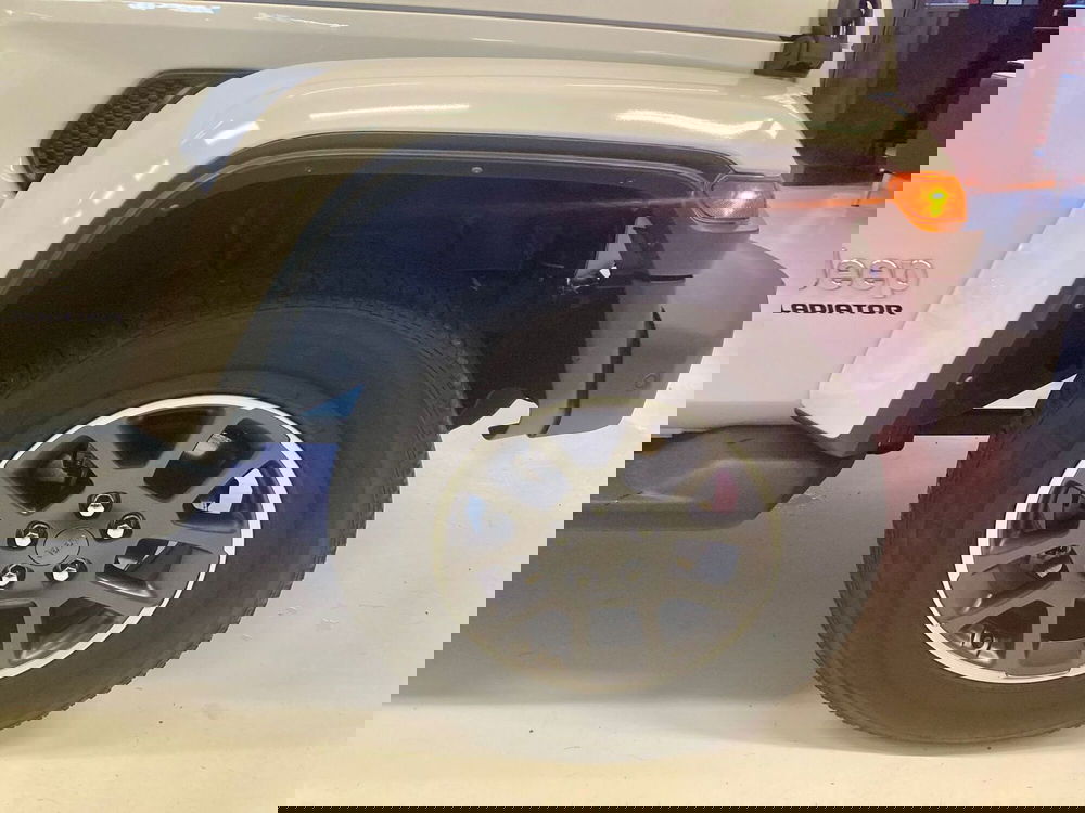 Jeep Gladiator usata a Monza e Brianza (7)